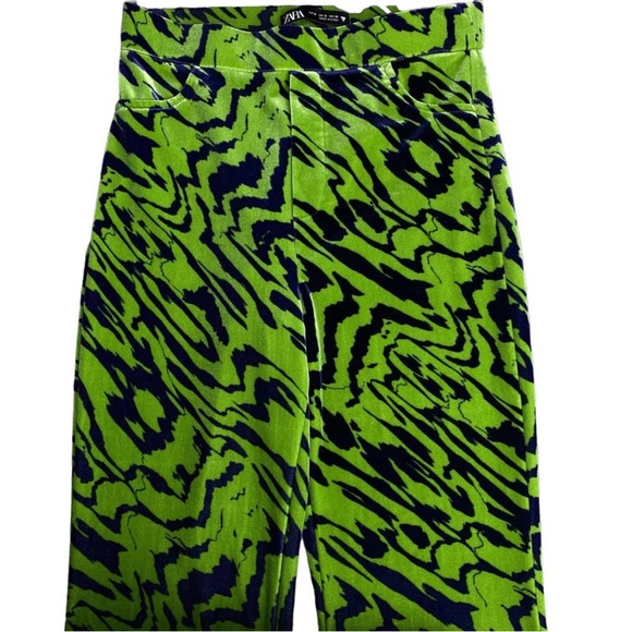 ZARA Hi-Rise Velvet Printed Flare Pants Sz Small - Picture 4 of 7